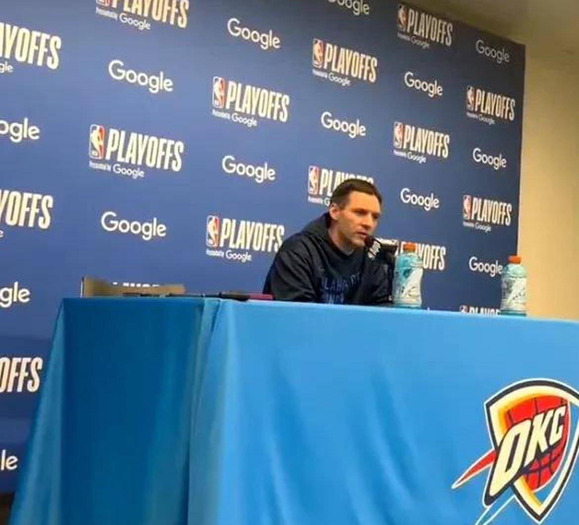 包含猛龙主帅谈新战术，着眼季后赛策略的词条