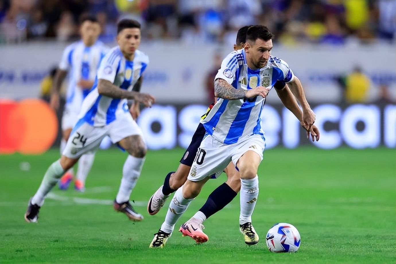 厄瓜多尔足球俱乐部迎来新赛季