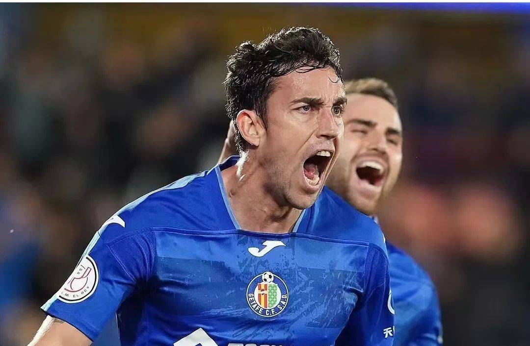 世俱杯官网-柏林赫塔主场失分，遭遇挫折