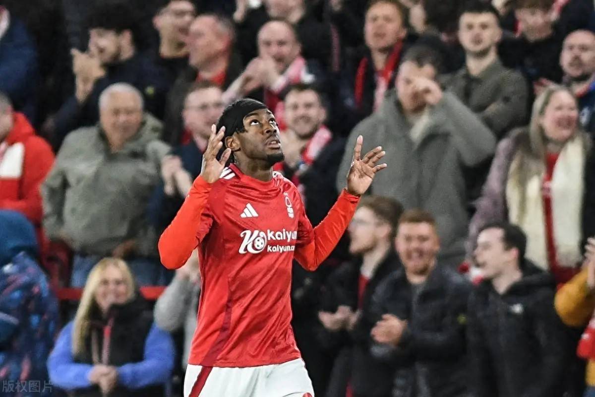 曼联客场制胜，曼联比逆转胜托特纳姆