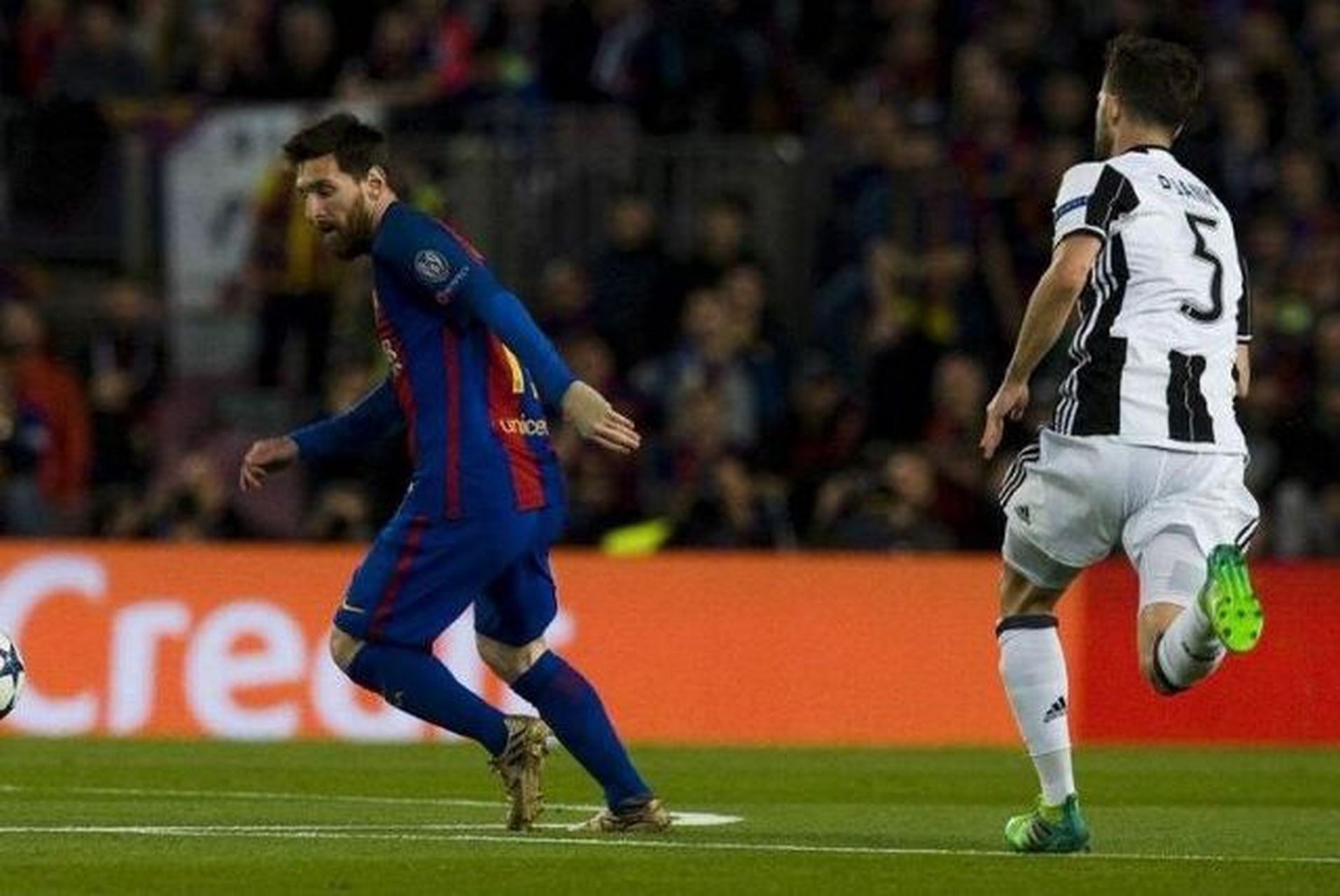 世俱杯-关于尤文图斯-小胜巴塞罗那，欧冠首回合遭遇挫折的信息