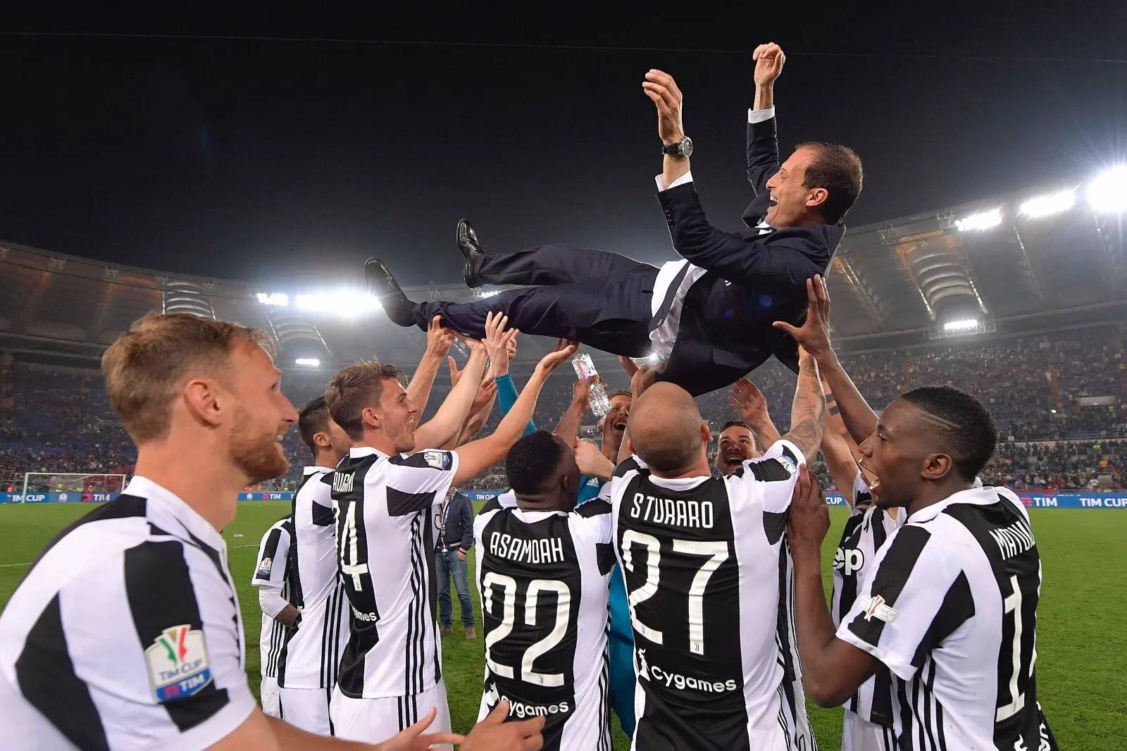 关于尤文图斯-小胜巴塞罗那，欧冠首回合遭遇挫折的信息