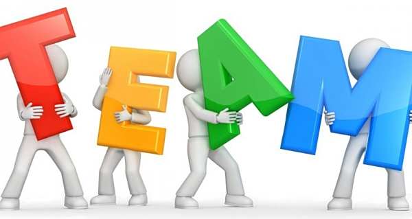 世俱杯冠军-沙尔克04中场组织混乱，需要加强团队配合