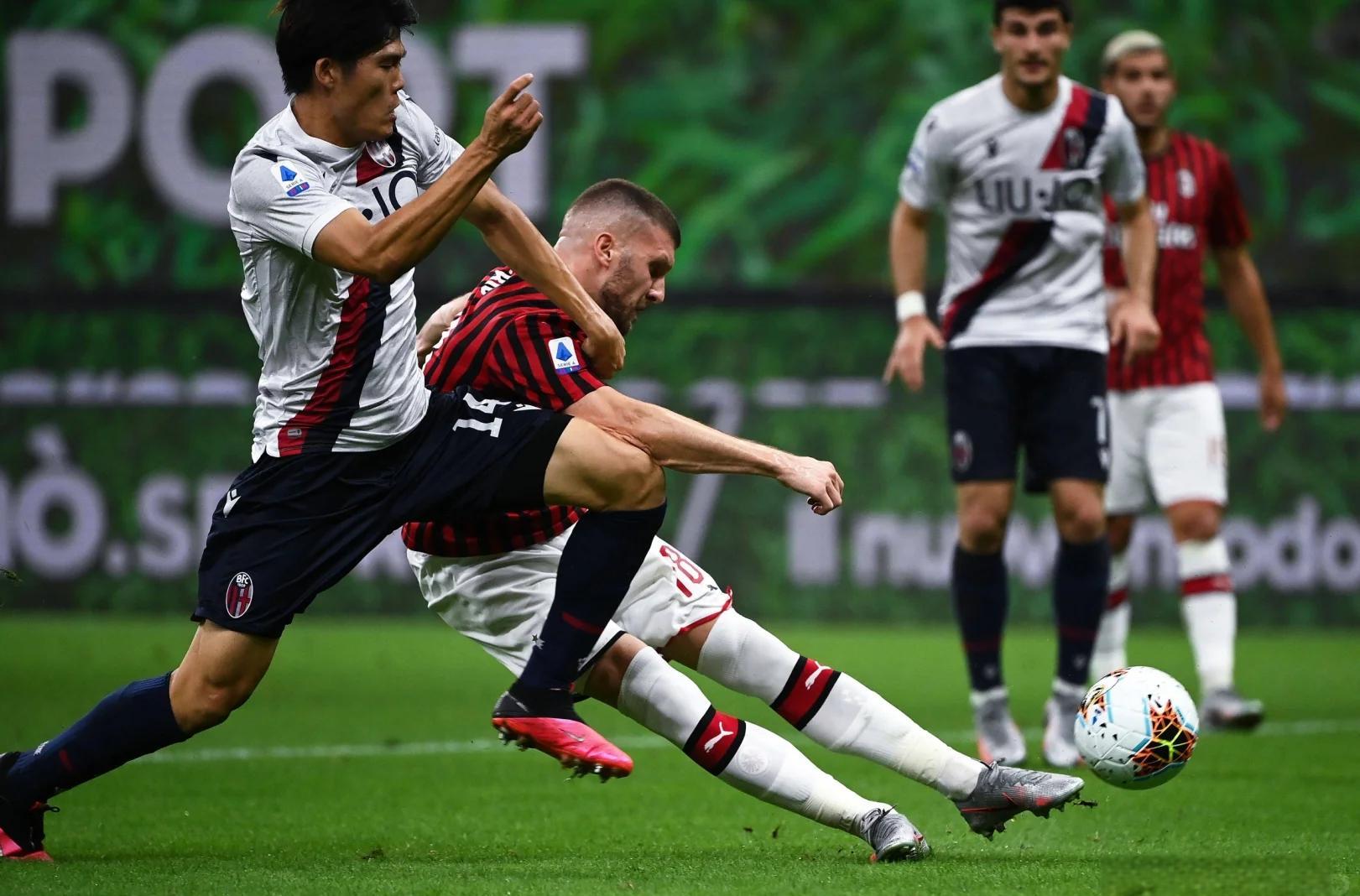 AC米兰备战下一轮比赛，全队士气高涨