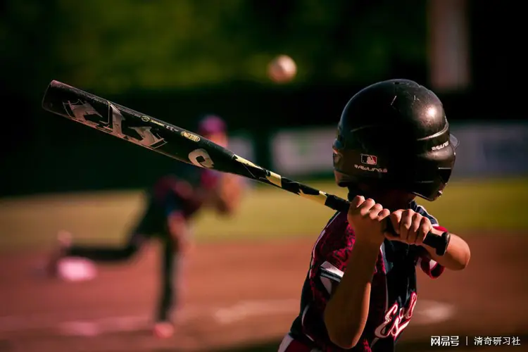 包含瑞典选手全力以赴，赢得射箭比赛胜利的词条