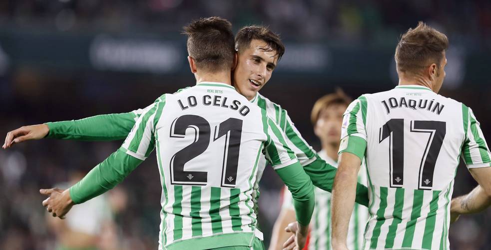 世俱杯直播-佛罗伦萨客场告捷，迎来宝贵的客场胜利