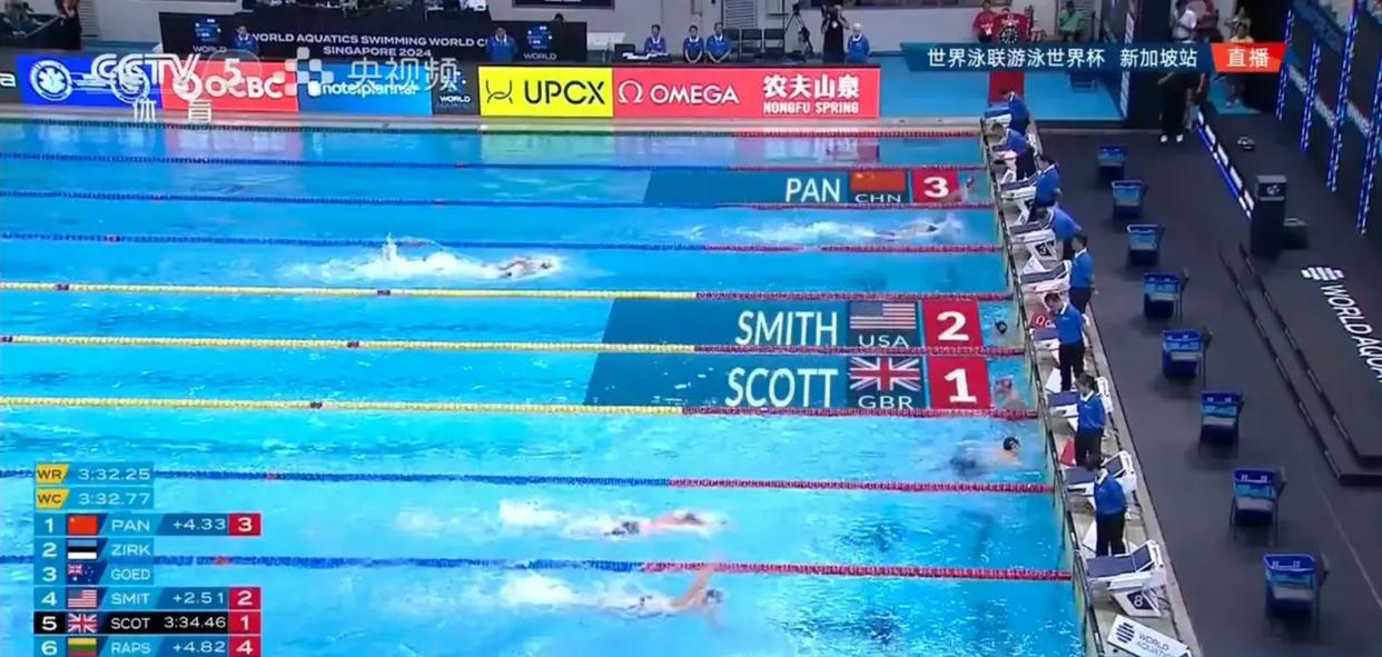 世俱杯赛程-新秀选手突围，力压对手夺得铜牌成功晋级