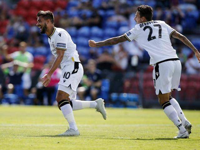 世俱杯奖金-包含悉尼FC取得关键胜利，晋级亚冠淘汰赛的词条