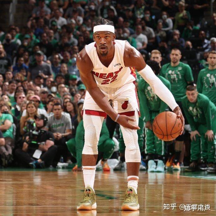 关于NS绝杀FPX,Knight团战一打五鏖战多局八强赛,强势挺进下一轮的信息 关于NS绝杀FPX,Knight团战一打五鏖战多局八强赛,强势挺进下一轮的信息