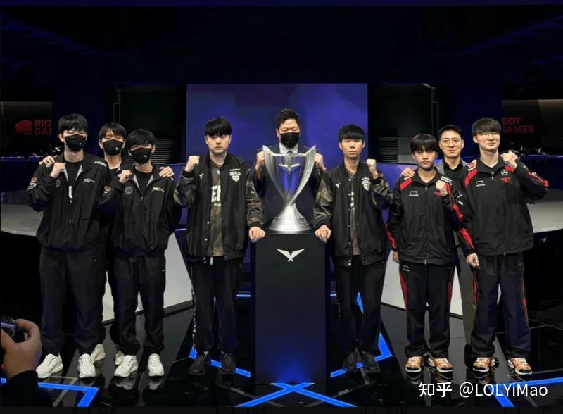 世俱杯2025-HLE横扫FLY，Canyon完成史诗逆转宿命之战成都决赛之夜，让粉丝疯狂欢呼