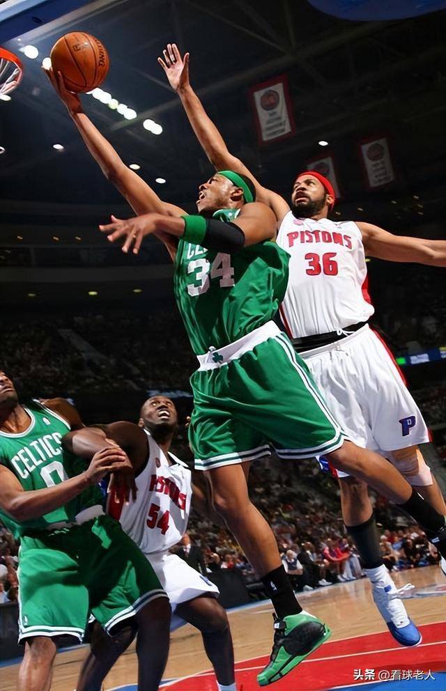 世俱杯奖金-湖人客场击败活塞，追平分区榜首