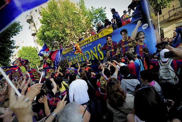 巴塞罗那铁卫复出，西班牙士气大增