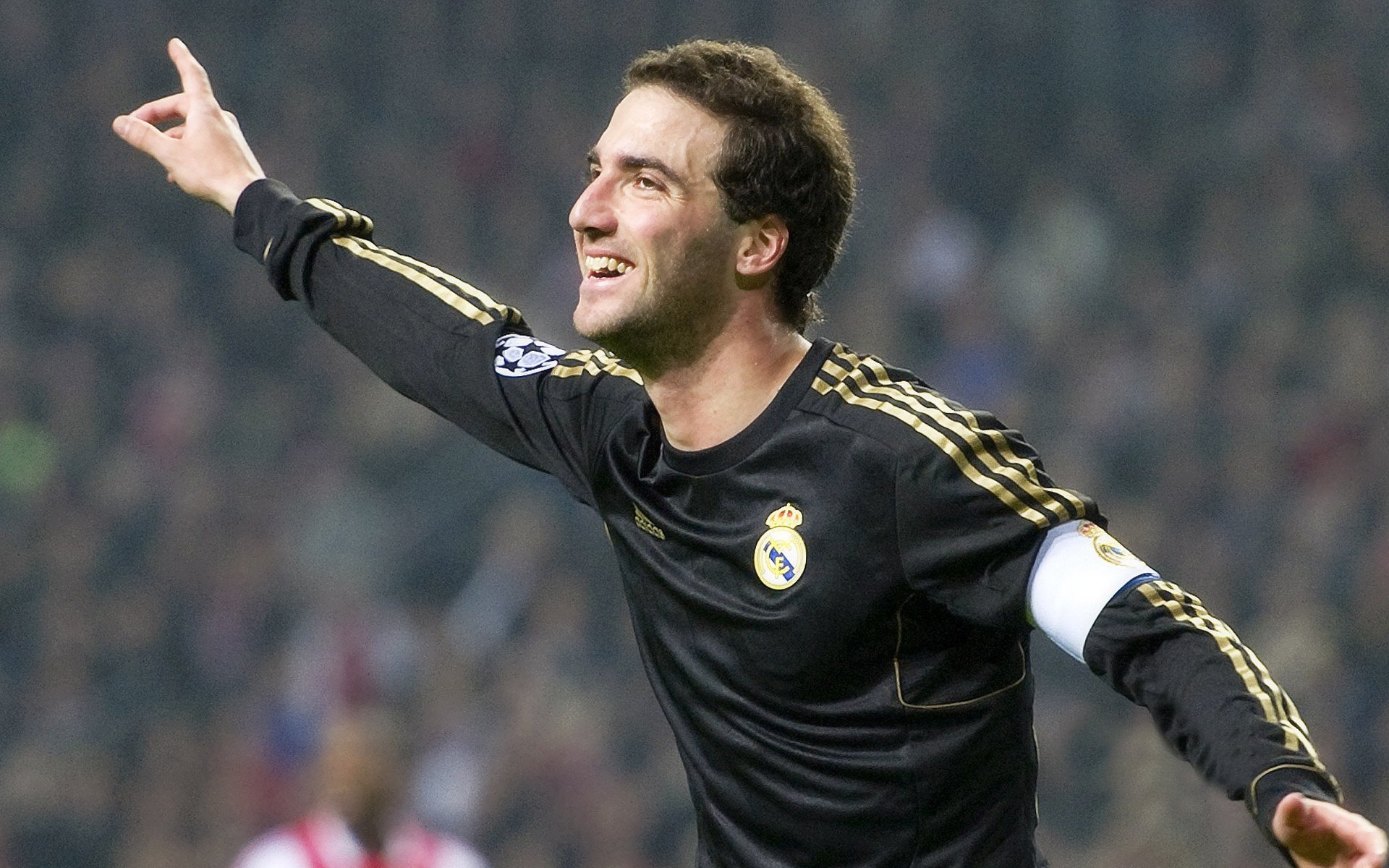 世俱杯时间-湖人VS英超，当末节艺术跨越了大洋与绿茵场