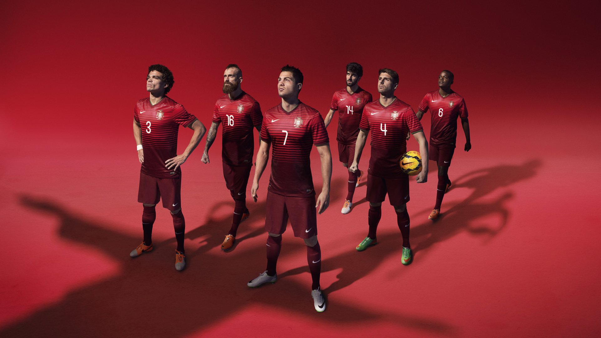 世俱杯参赛资格-太阳生死战力克骑士，布克如神兵天降，一人接管季后赛的穹顶之战