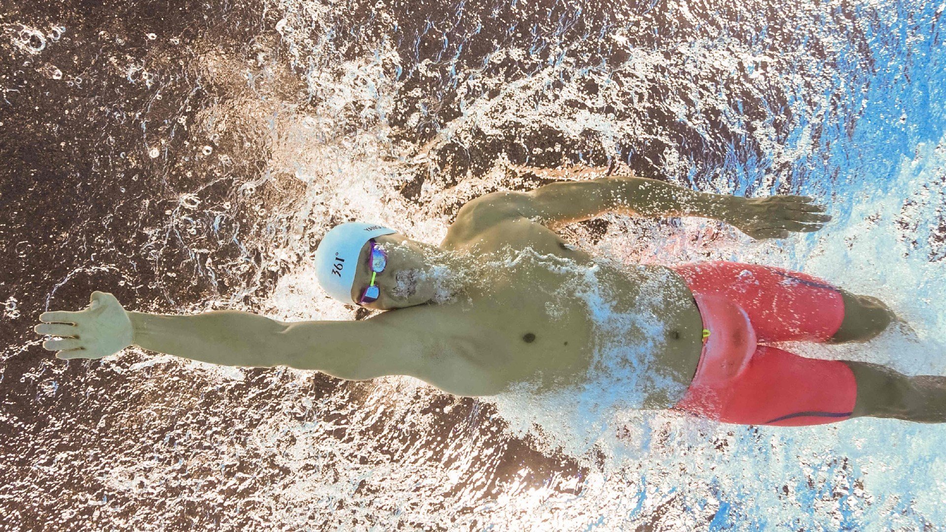 摩纳哥力克土耳其,戈麦斯如指挥家般完全掌控比赛节奏